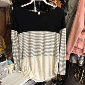 Flamingo Urban Black and Cream Long Sleeve Relaxed Blouse